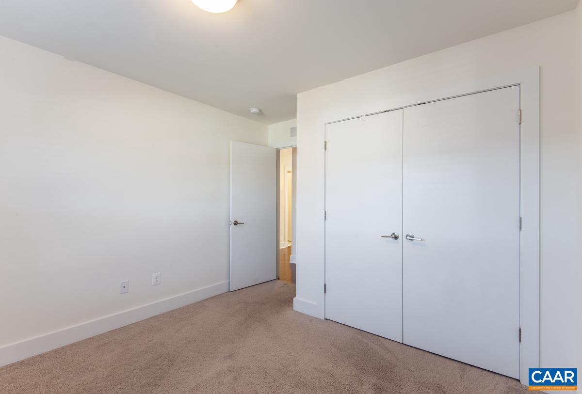 OLD TRAIL - Residential Lease