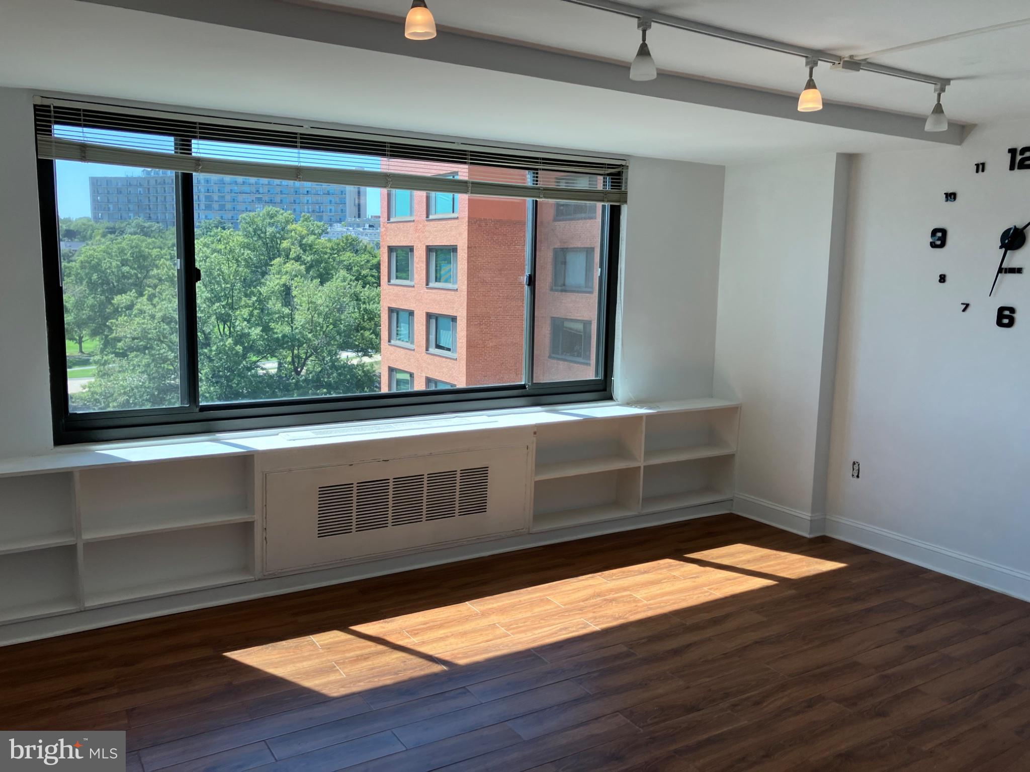 1011 ARLINGTON BOULEVARD 833