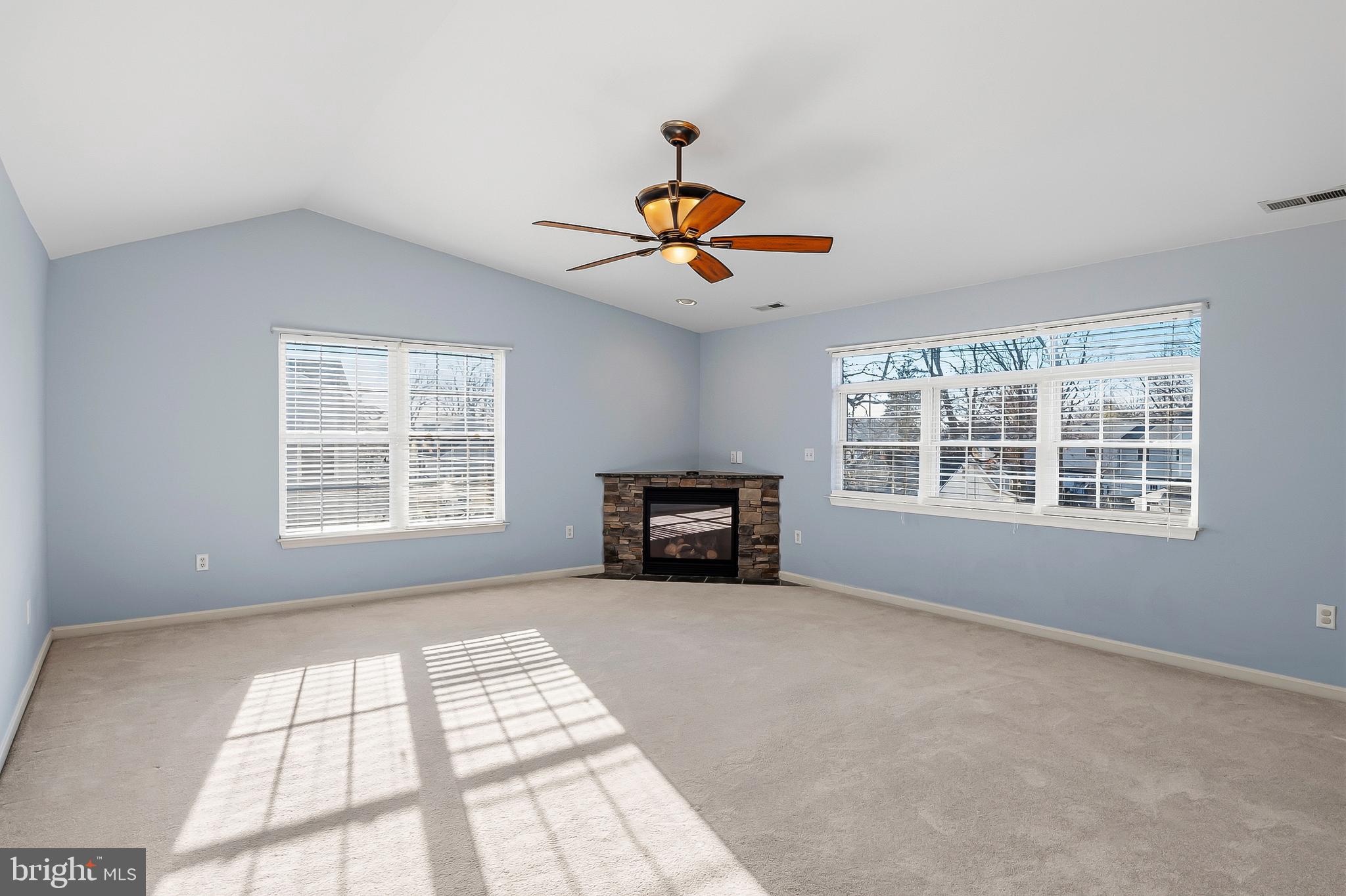 AVALON SHORES - Residential