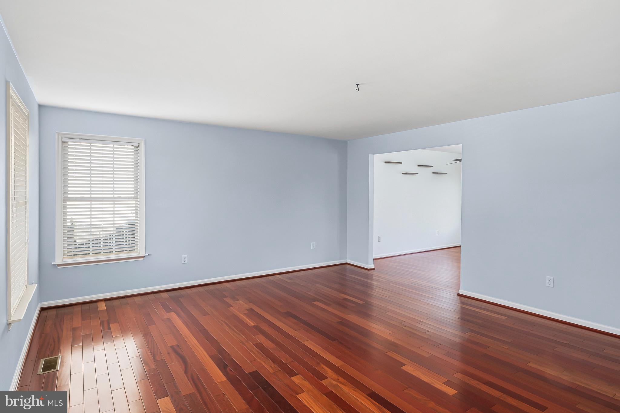 AVALON SHORES - Residential