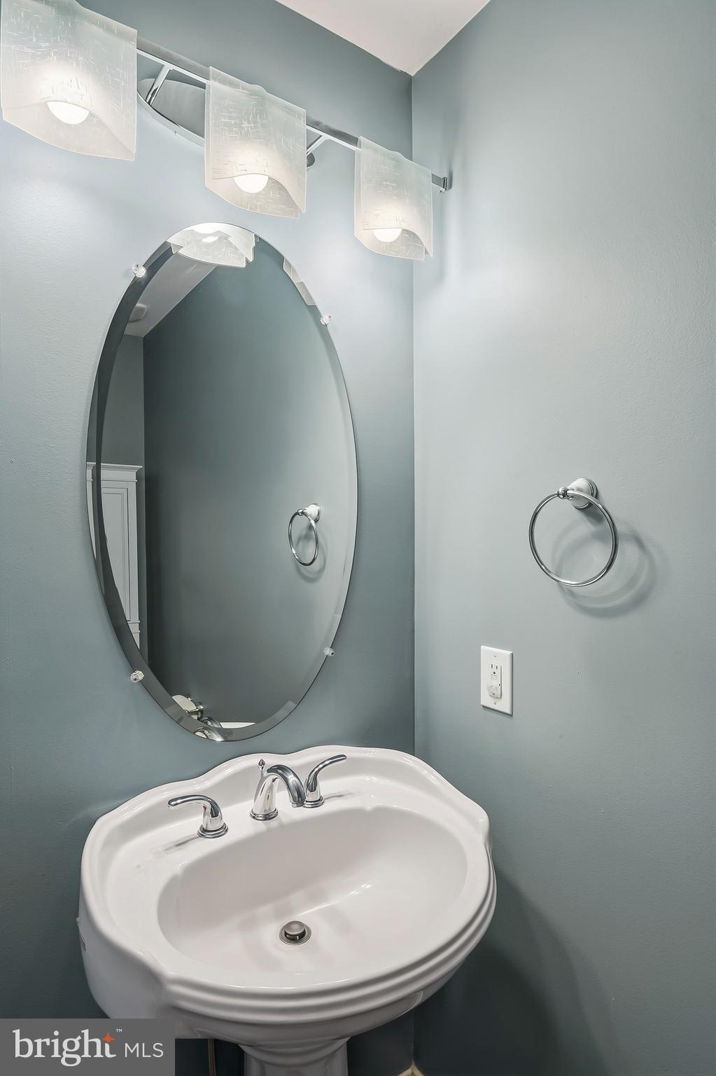 AVALON SHORES - Residential