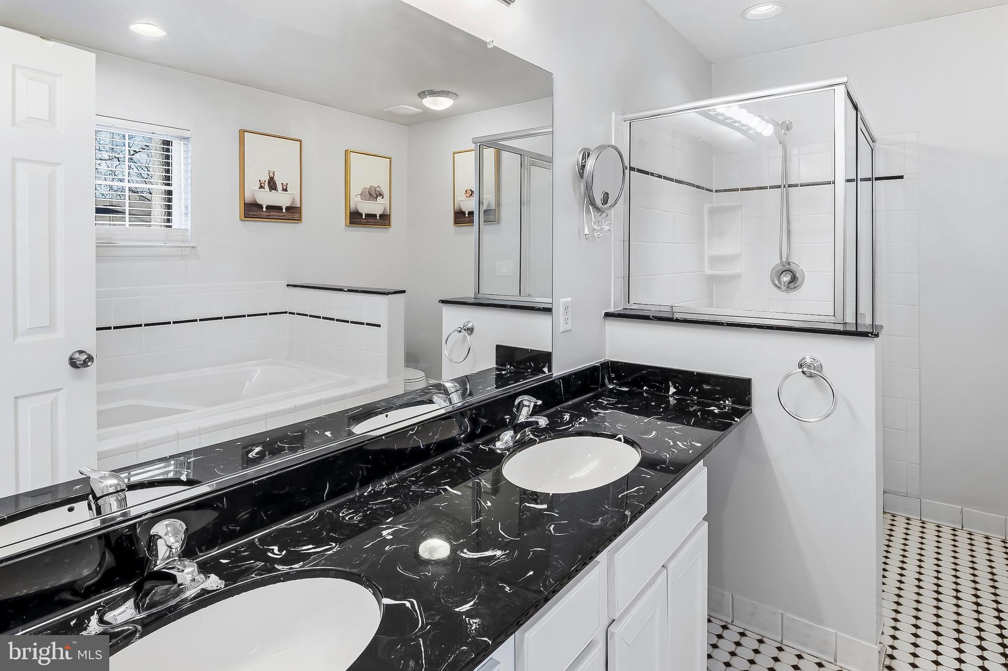 AVALON SHORES - Residential