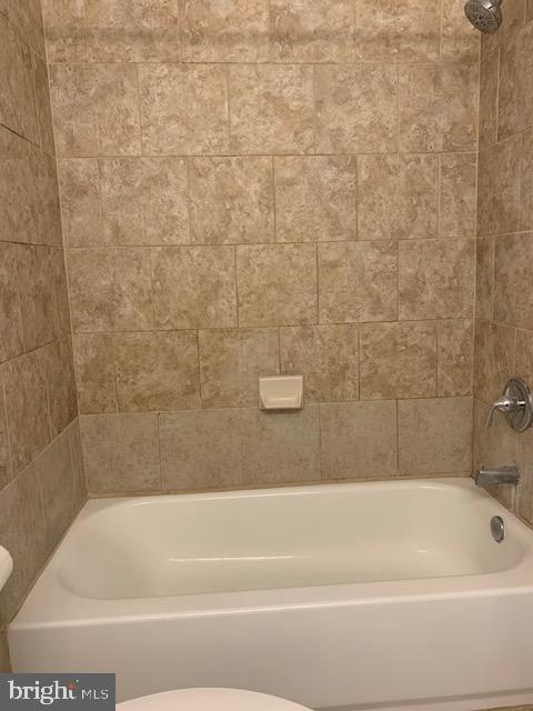 MOUNT VERNON PLACE HISTORIC DISTRICT - Residential Lease