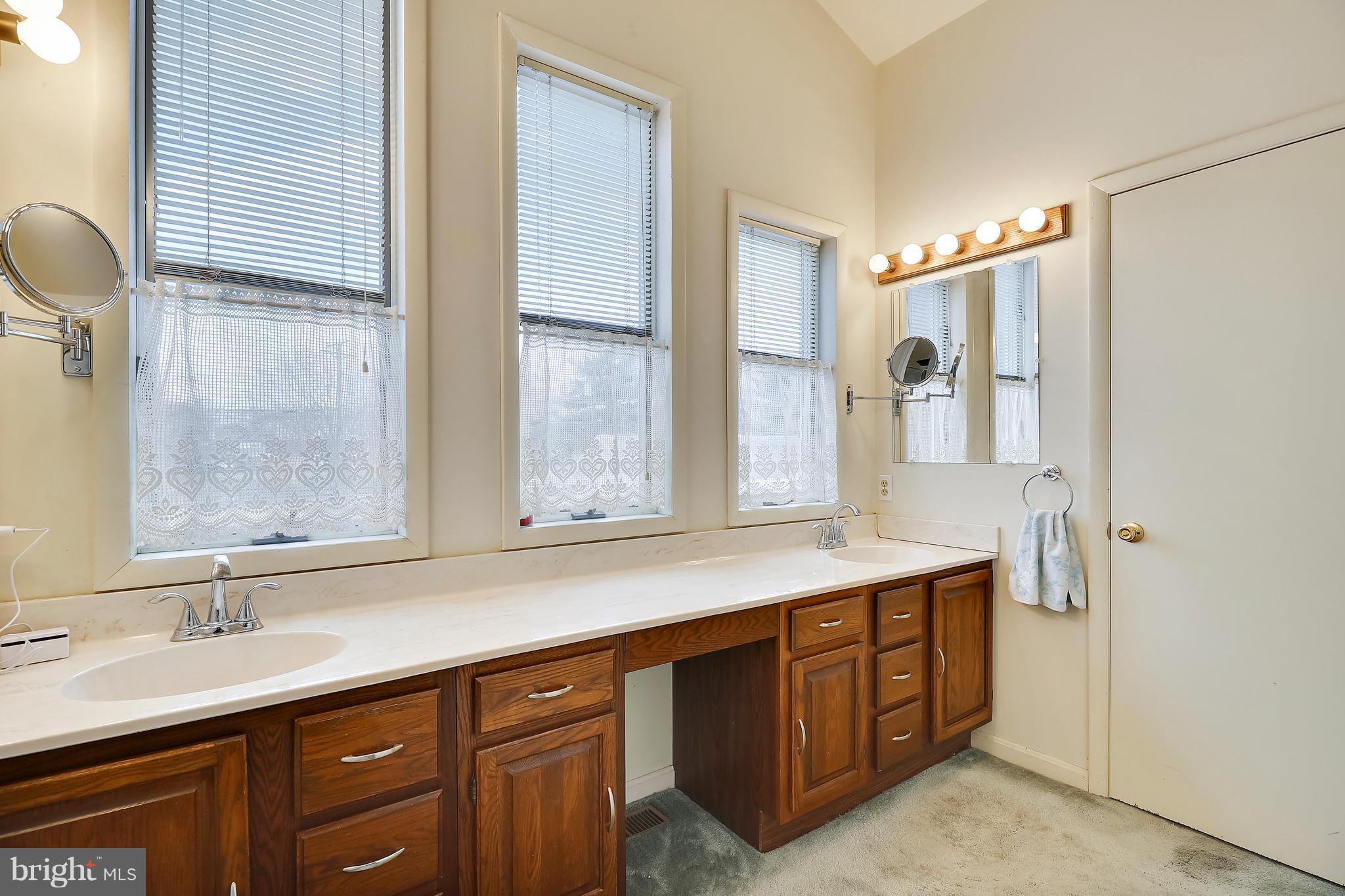 POPLAR RIDGE - Residential