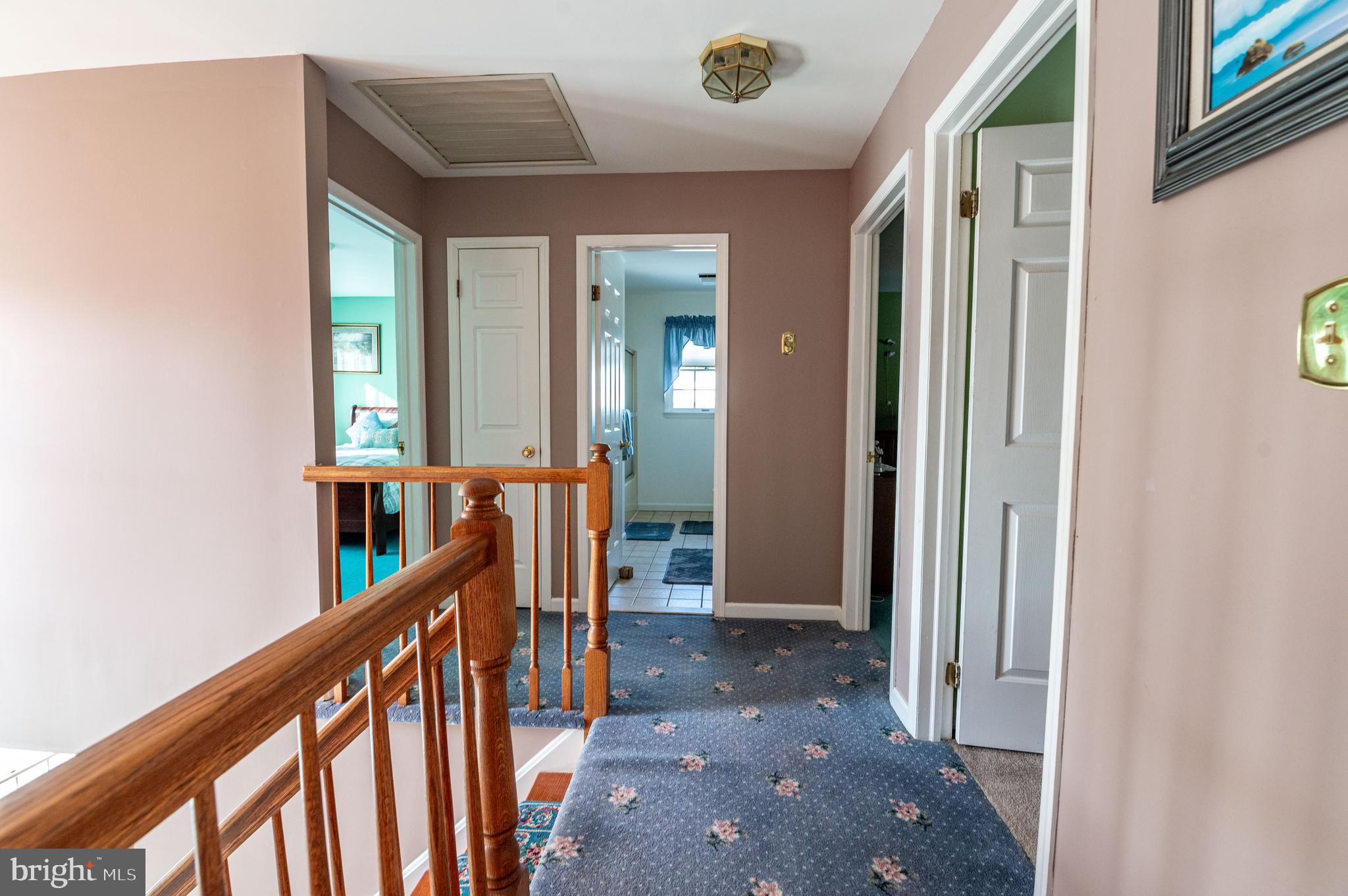 RAMBLEWOOD - Residential