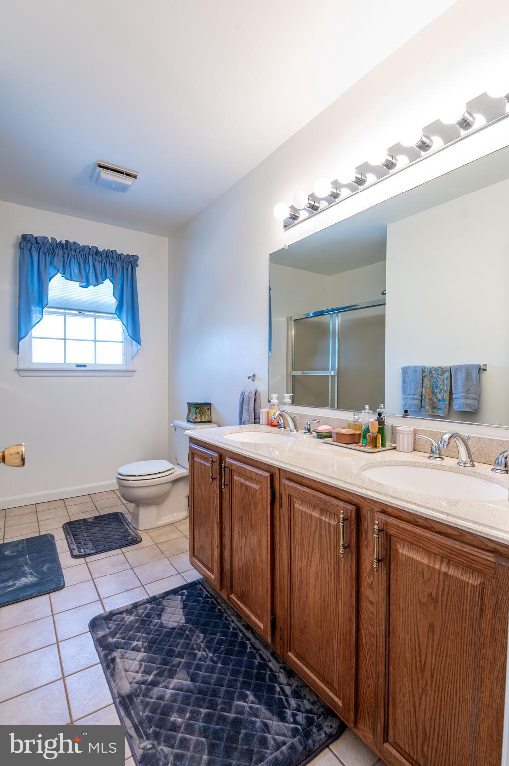 RAMBLEWOOD - Residential