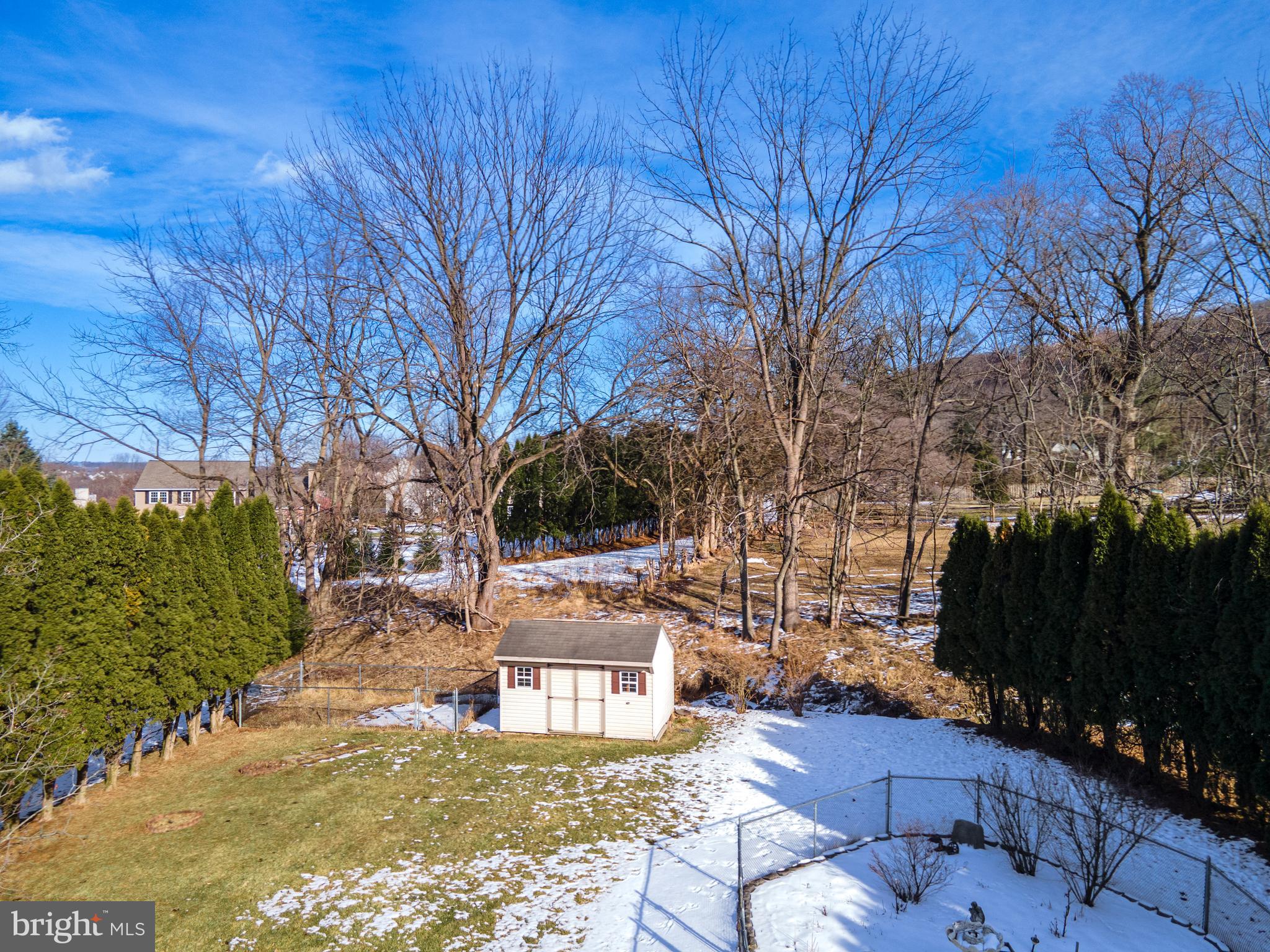 RAMBLEWOOD - Residential