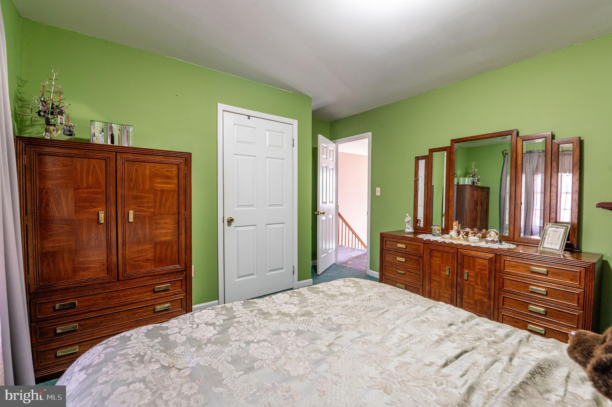 RAMBLEWOOD - Residential