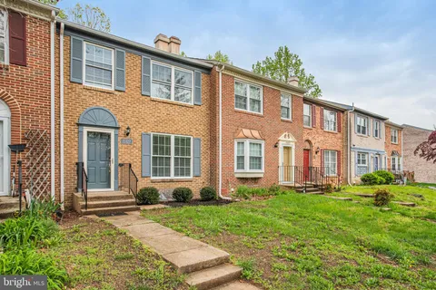 15327 Blacksmith Terrace, Woodbridge, VA MLS: VAPW2092208
