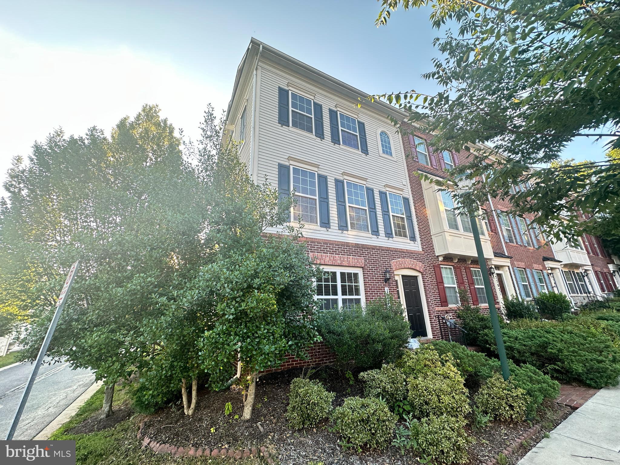 CLARKSBURG VILLAGE - Residential Lease