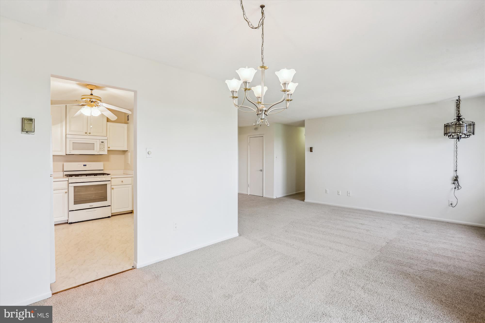 UNIVERSITY TOWERS CODM - Residential