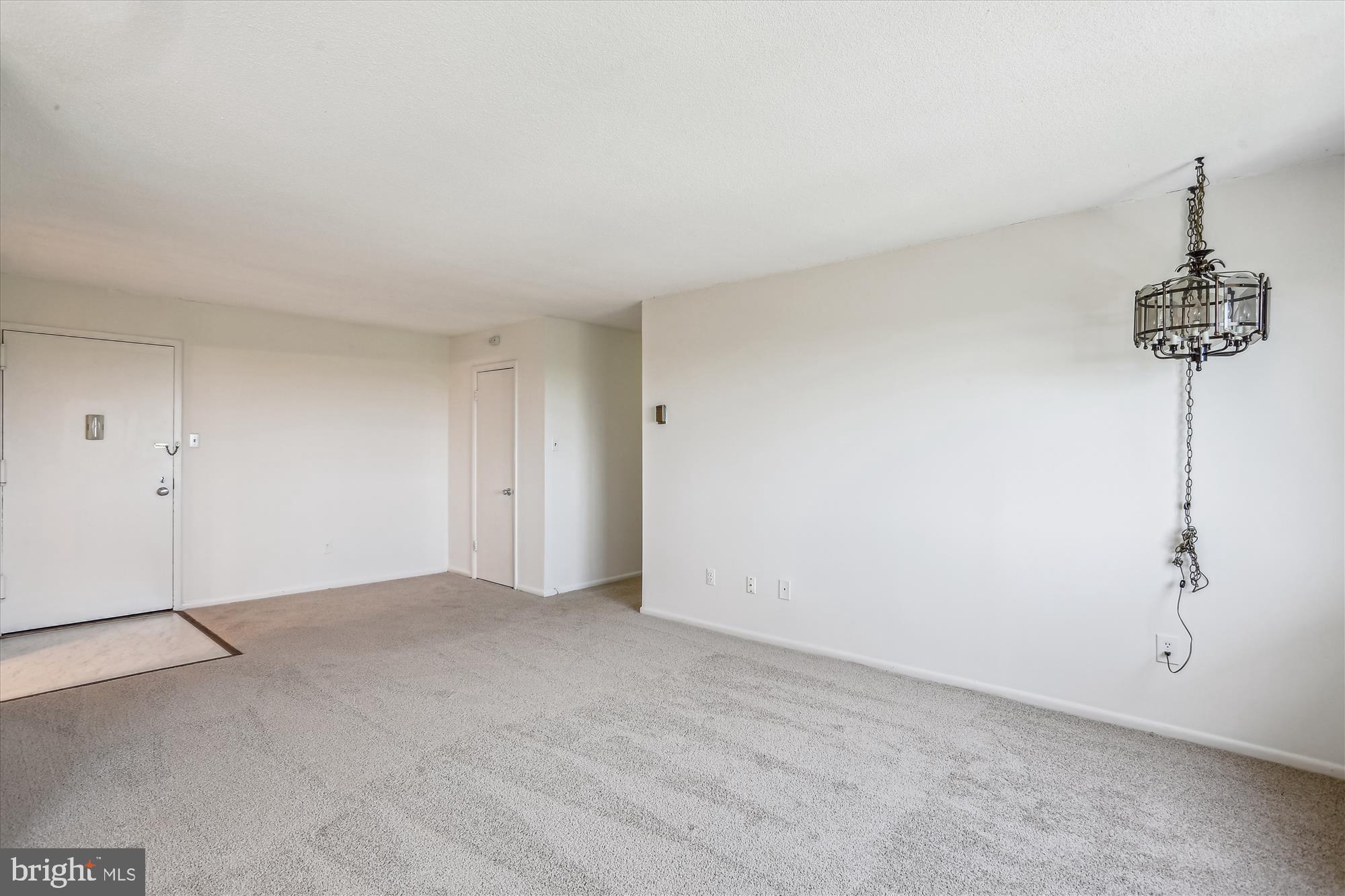 UNIVERSITY TOWERS CODM - Residential