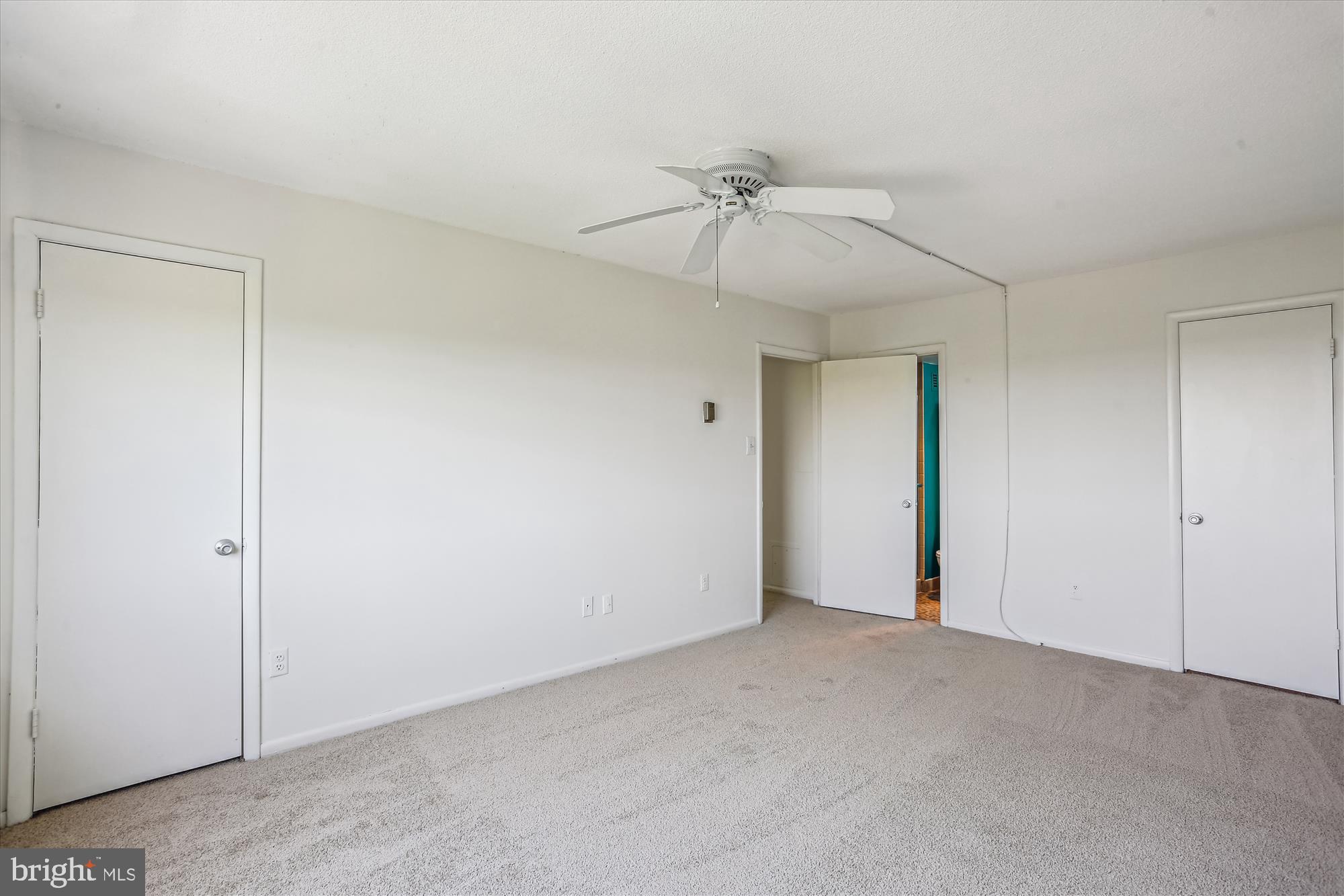 UNIVERSITY TOWERS CODM - Residential