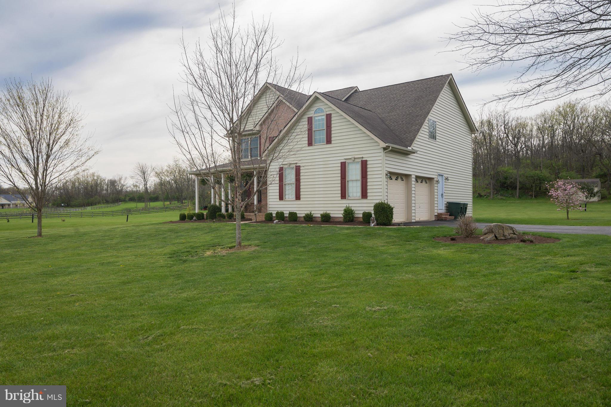 LOST ROAD ESTATES - Residential