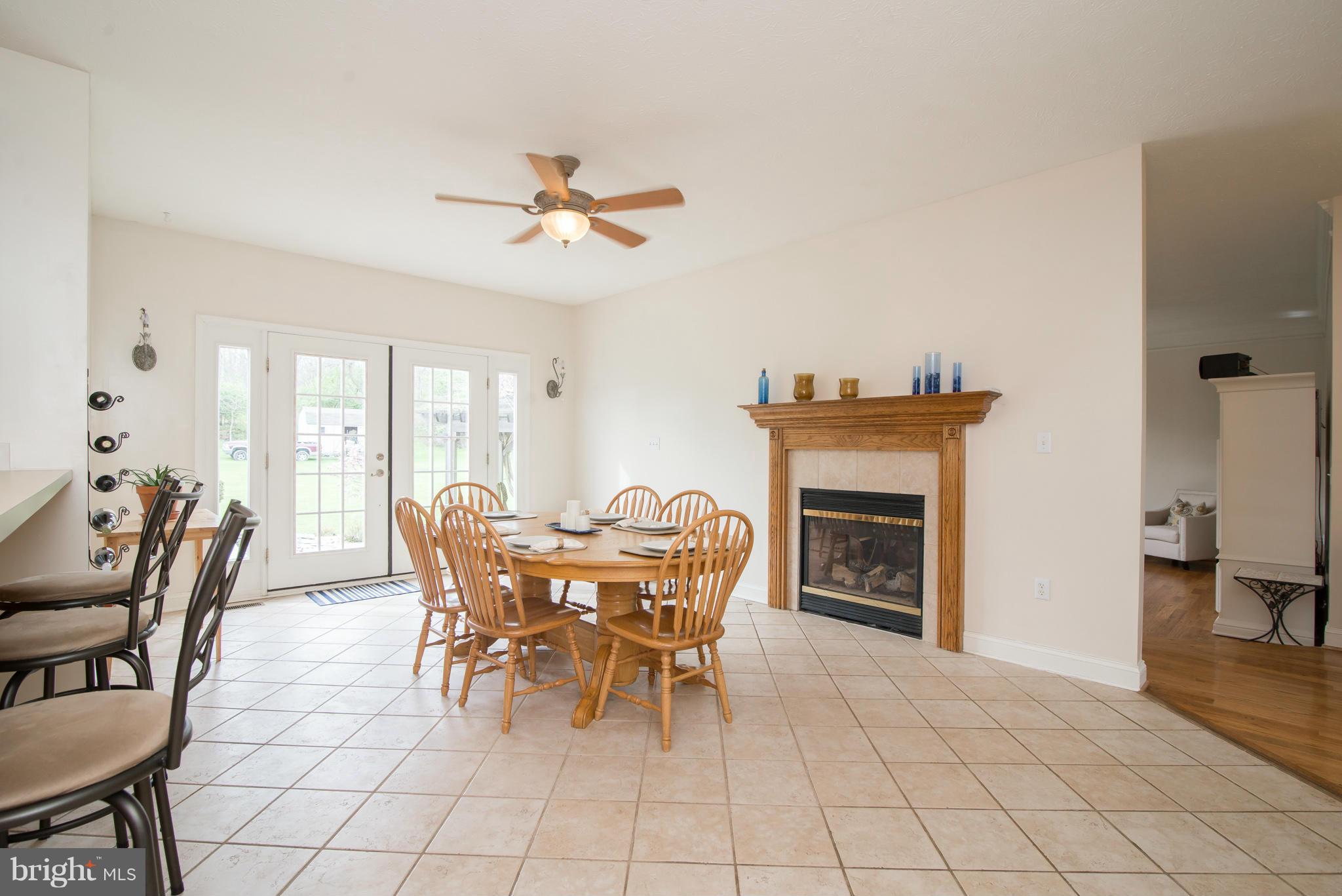 LOST ROAD ESTATES - Residential