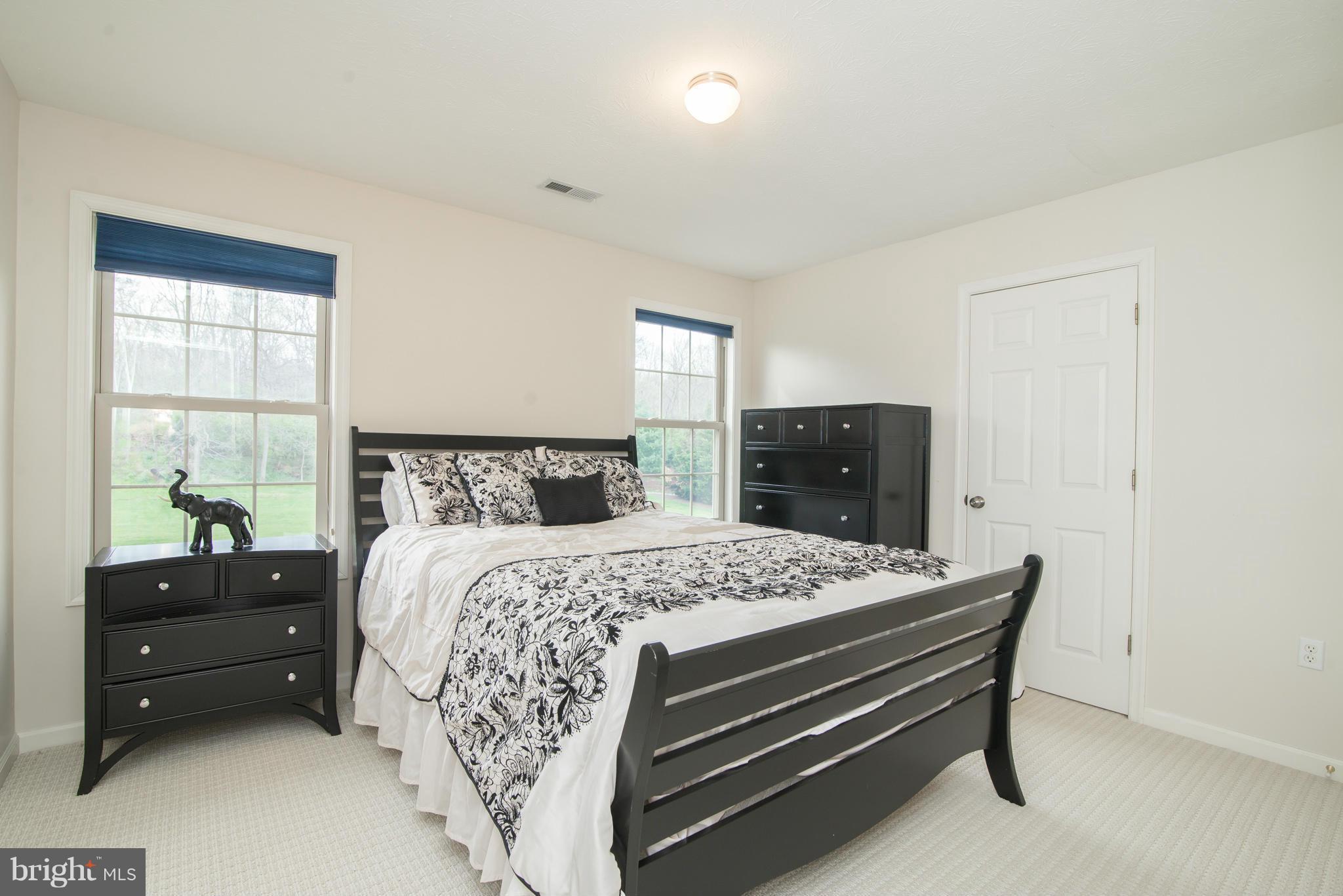 LOST ROAD ESTATES - Residential