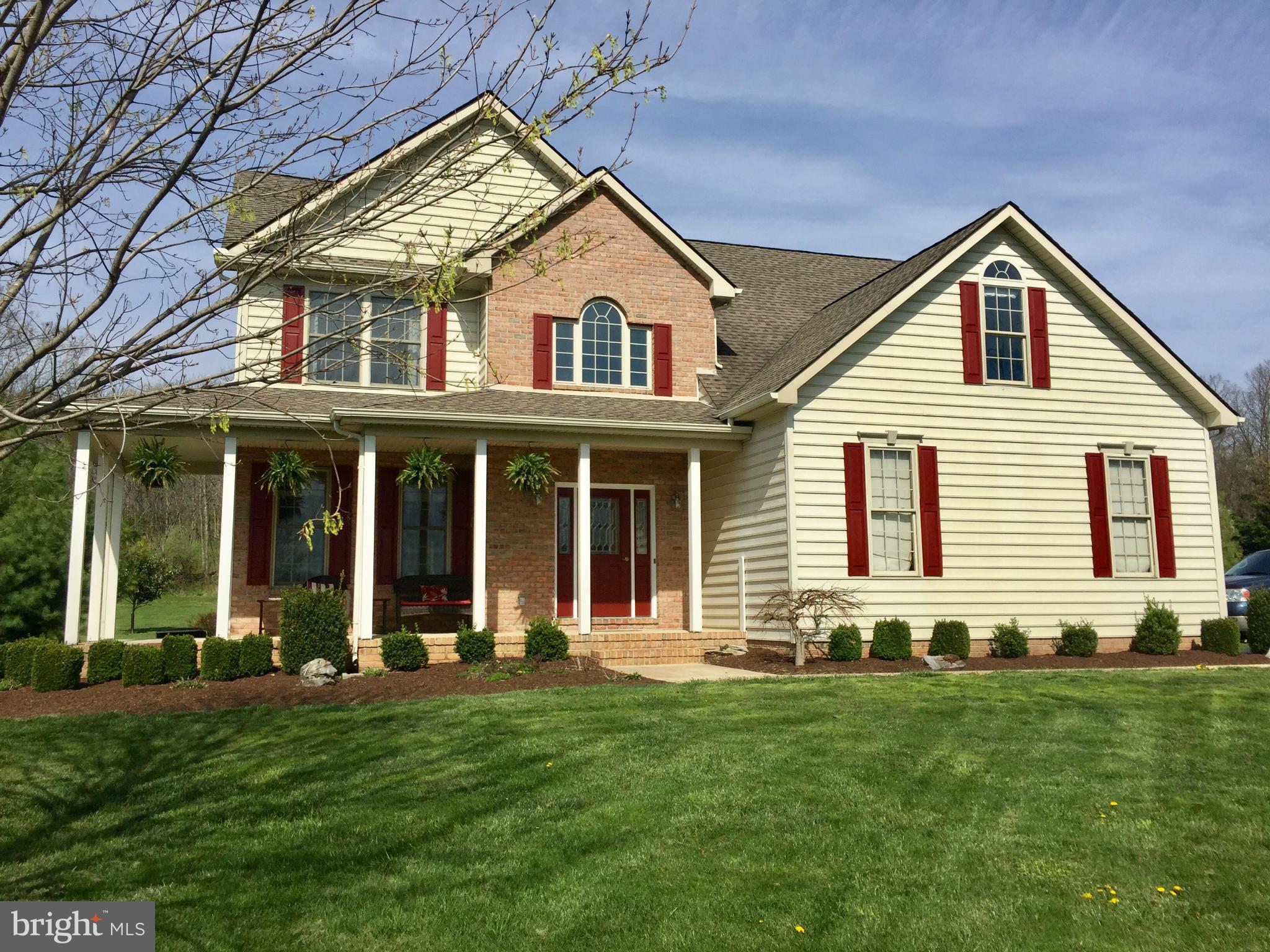 LOST ROAD ESTATES - Residential