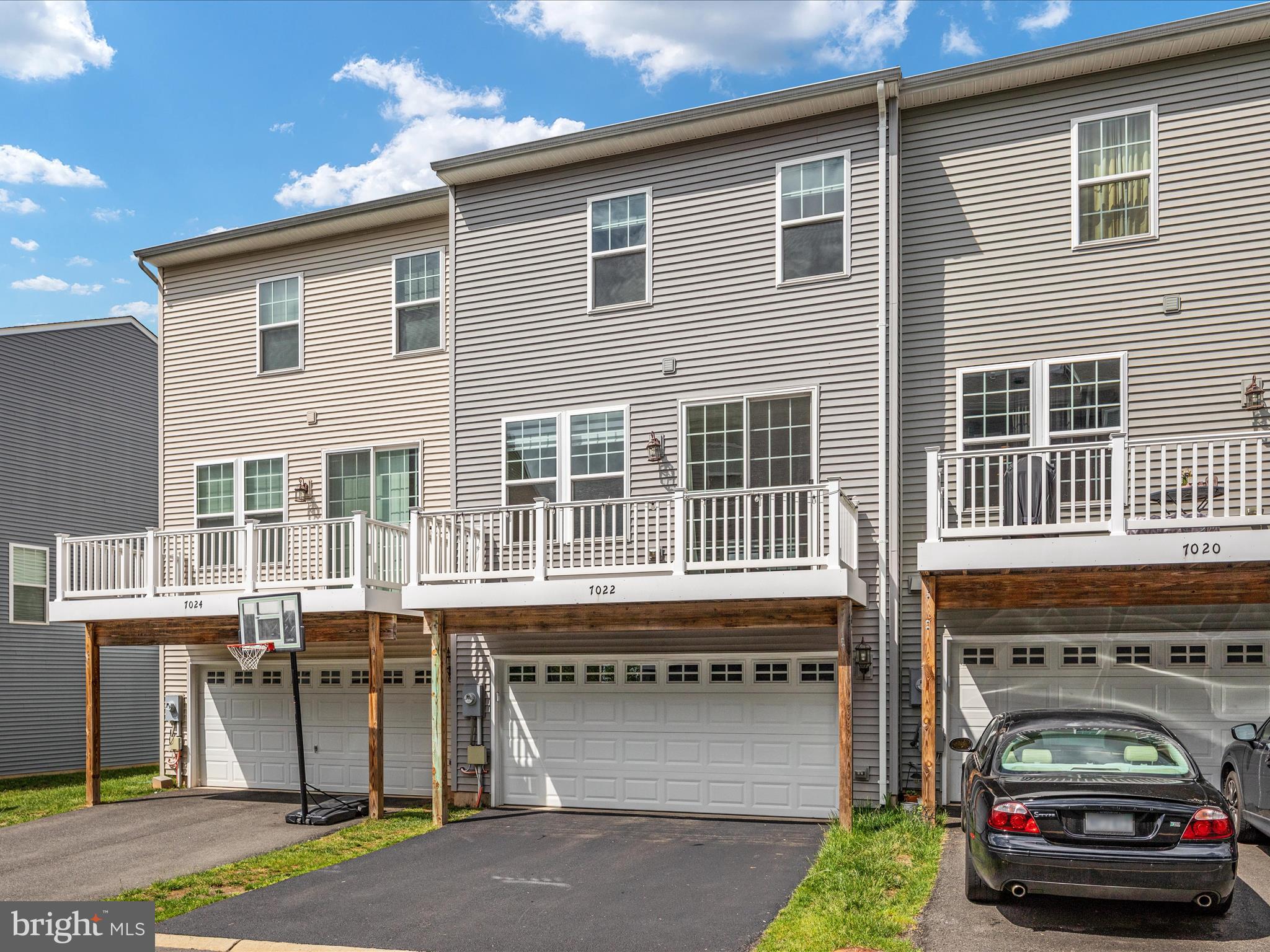 HEATHCOTE COMMONS - Residential