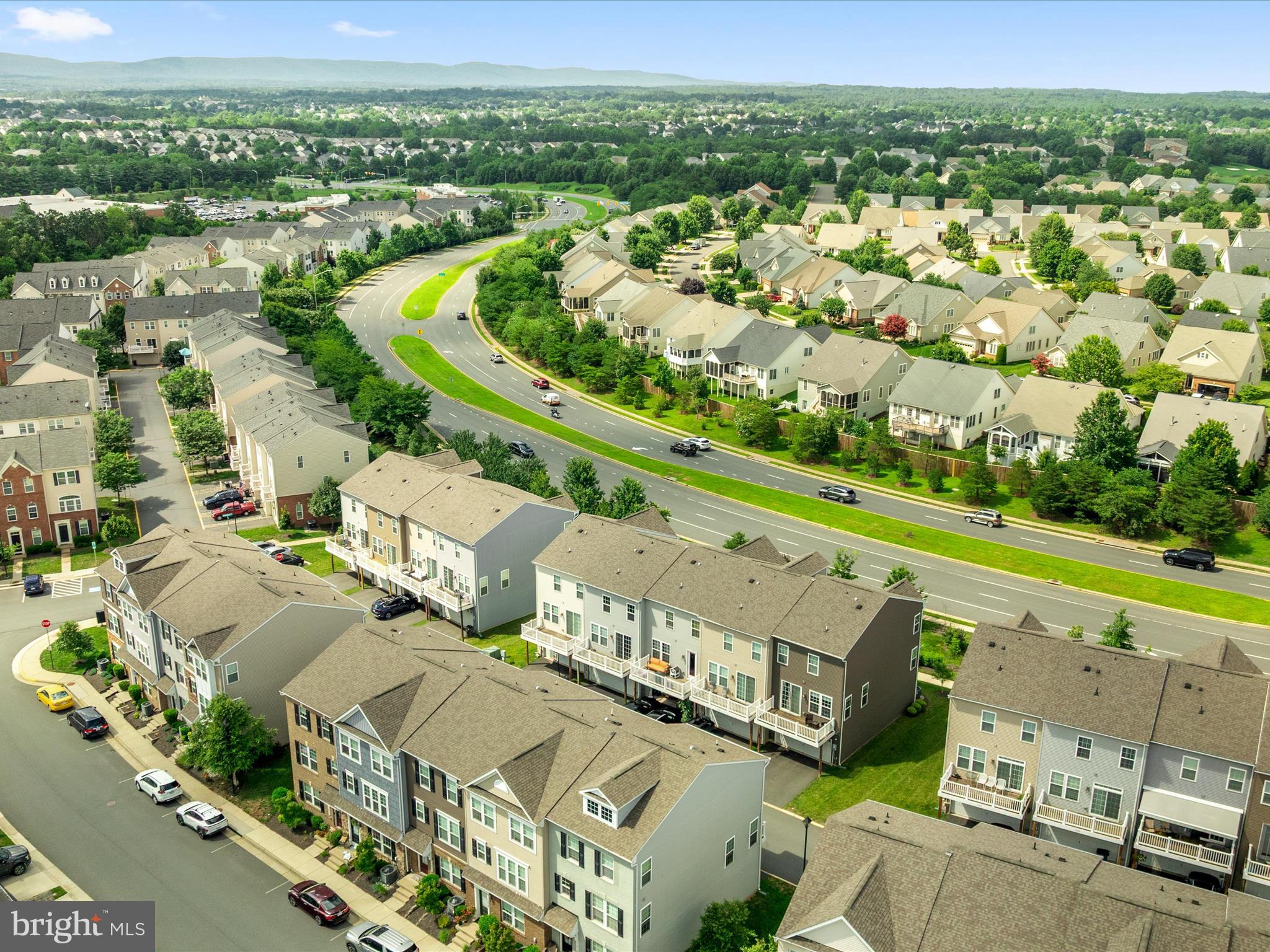 HEATHCOTE COMMONS - Residential