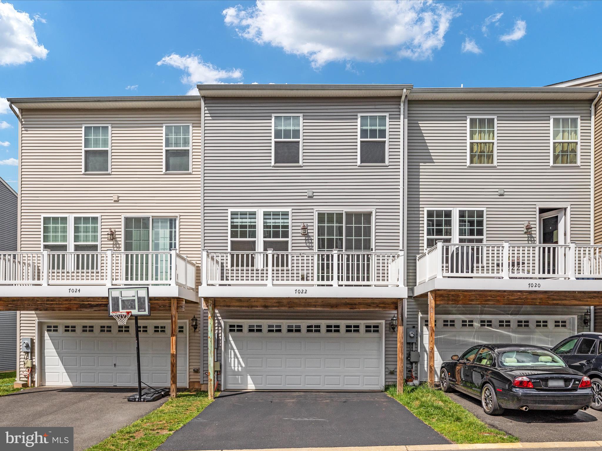 HEATHCOTE COMMONS - Residential