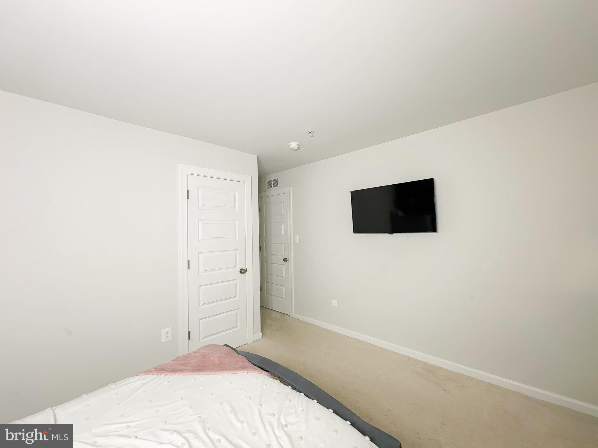 VILLAGES OF SAVANNAH - Residential