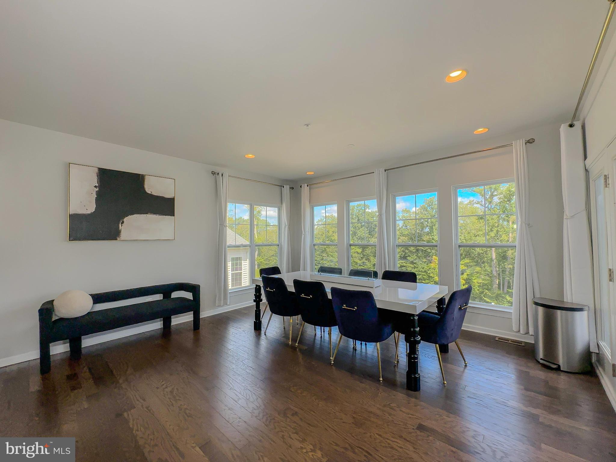 VILLAGES OF SAVANNAH - Residential