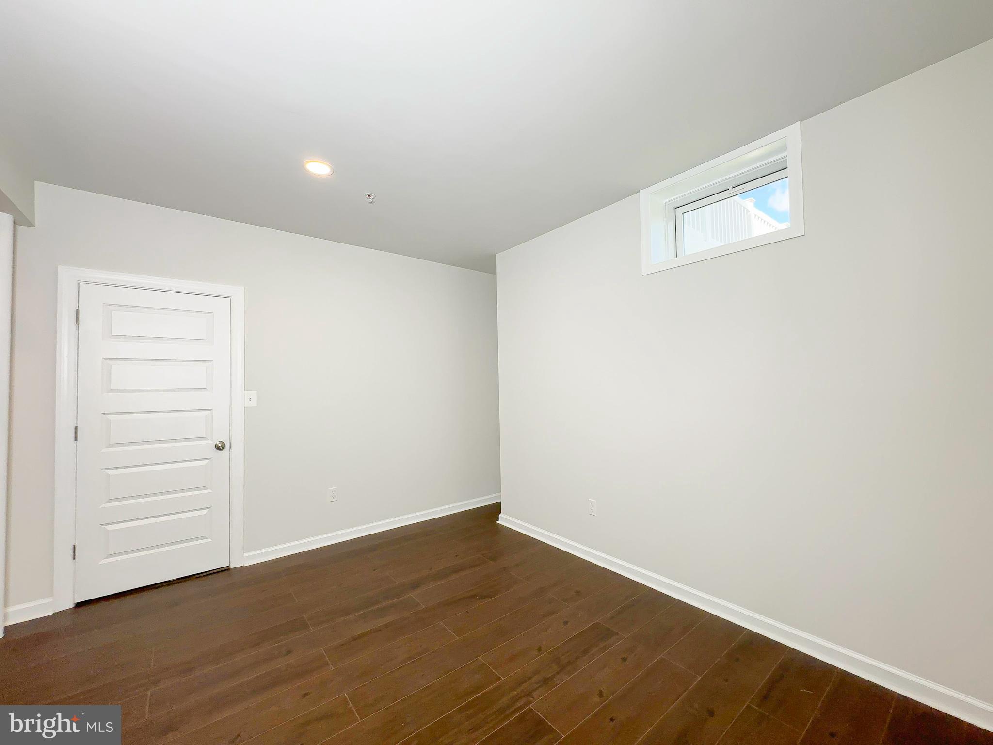 VILLAGES OF SAVANNAH - Residential