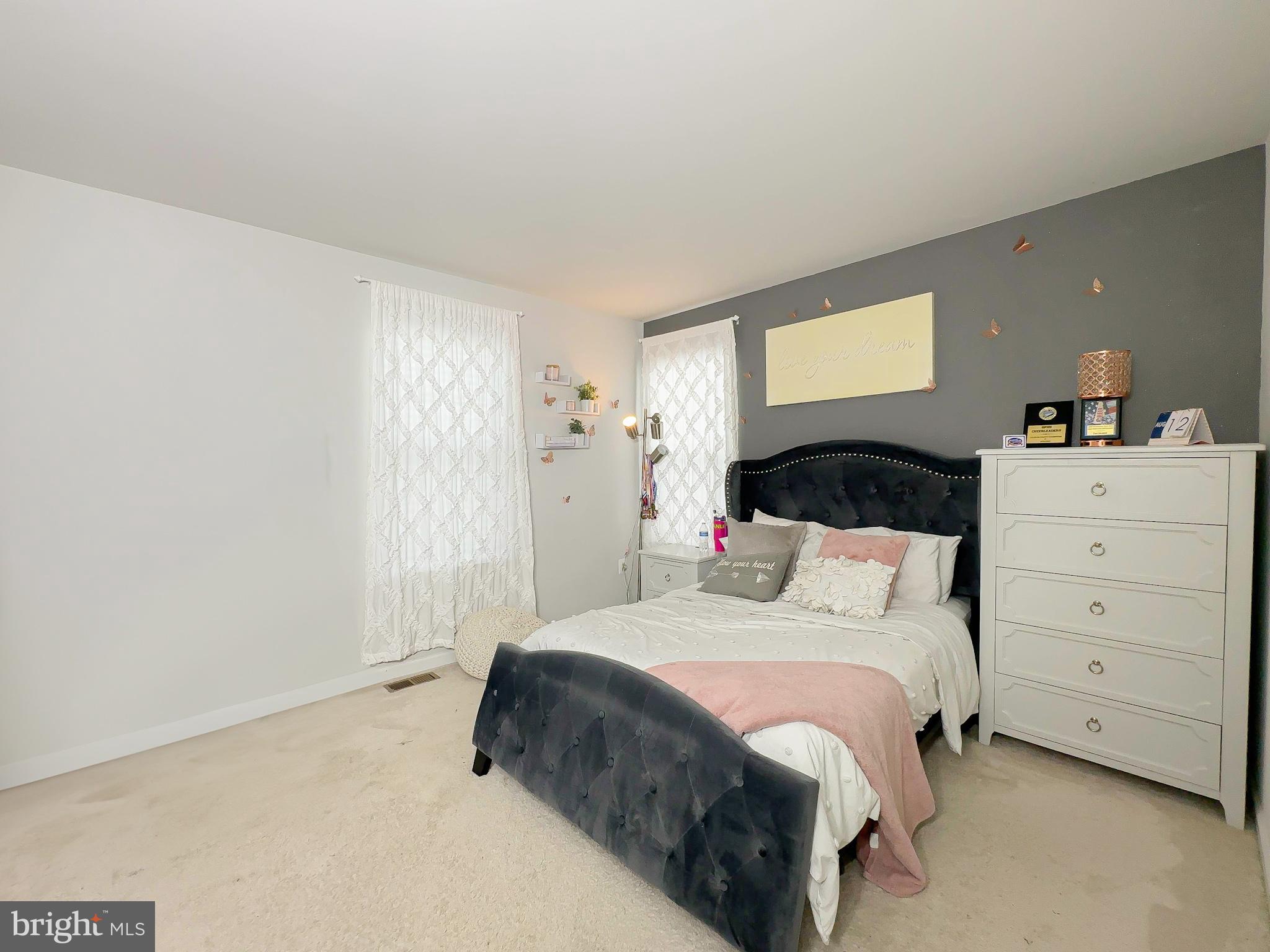 VILLAGES OF SAVANNAH - Residential