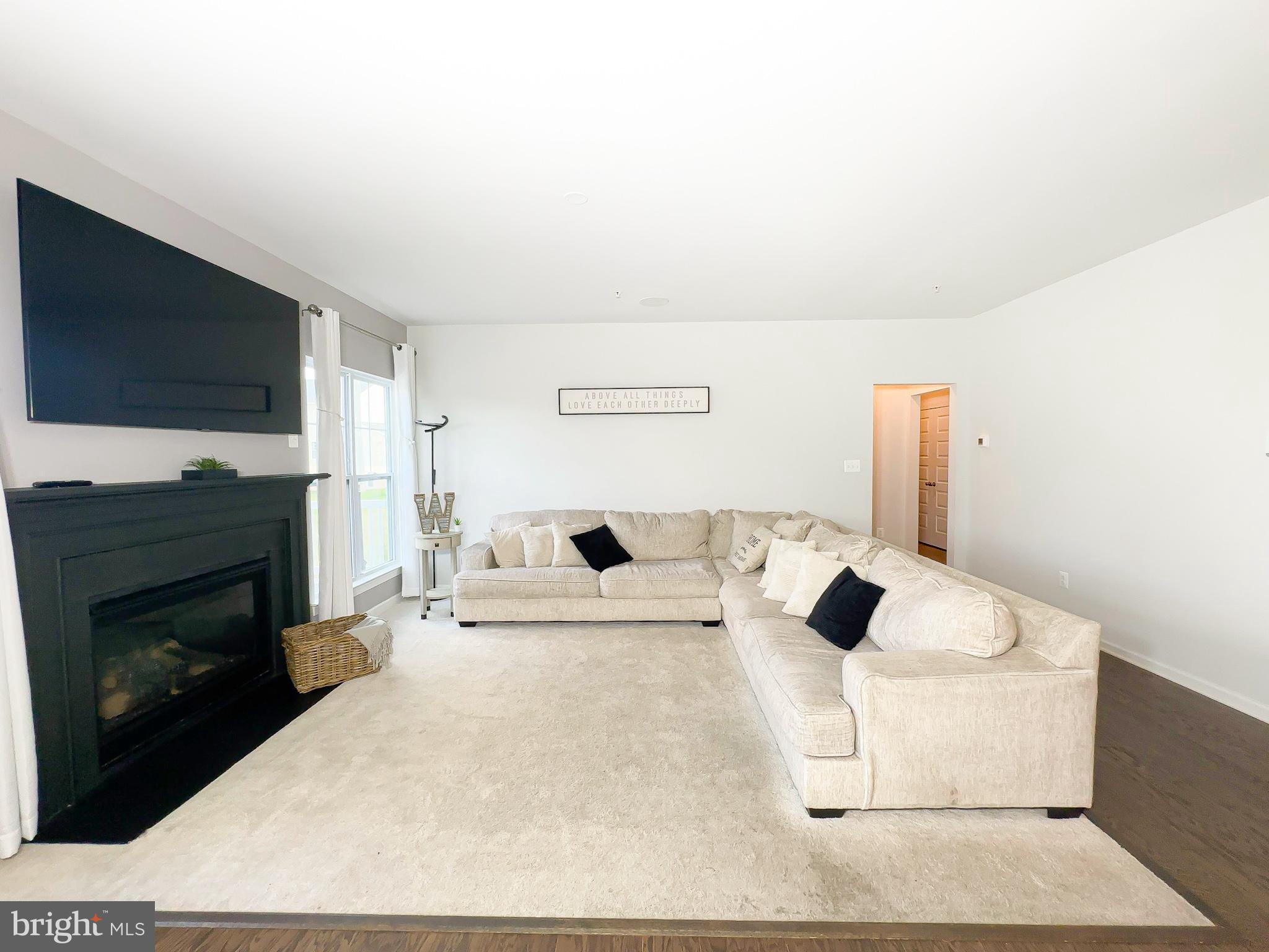 VILLAGES OF SAVANNAH - Residential