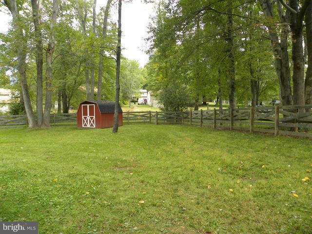 MEADOWLARK - Residential