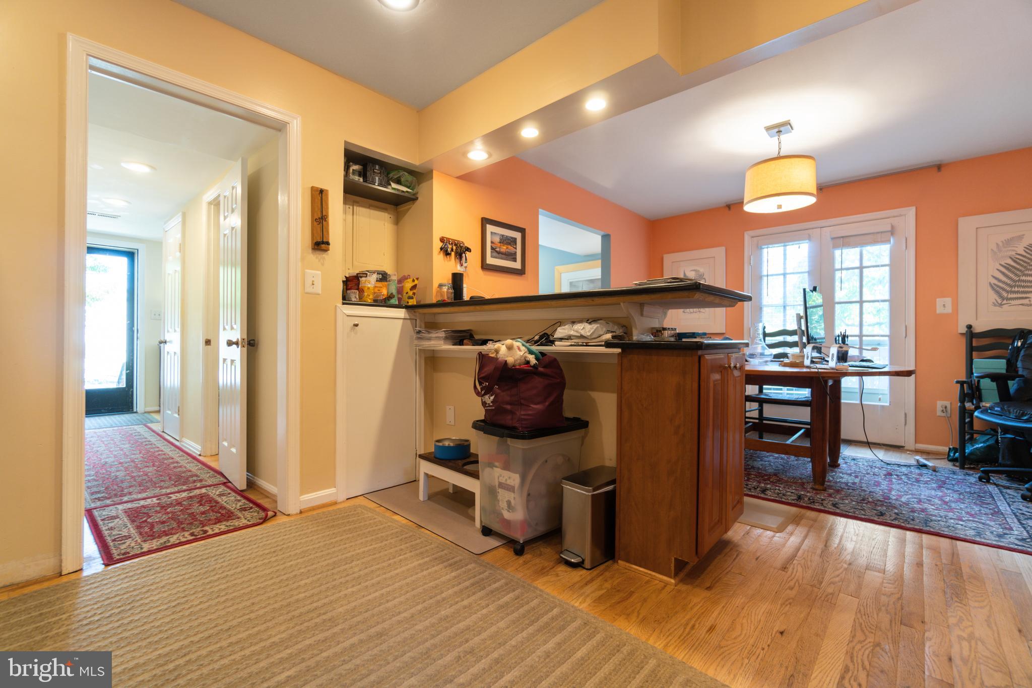 KENWOOD FOREST - Residential