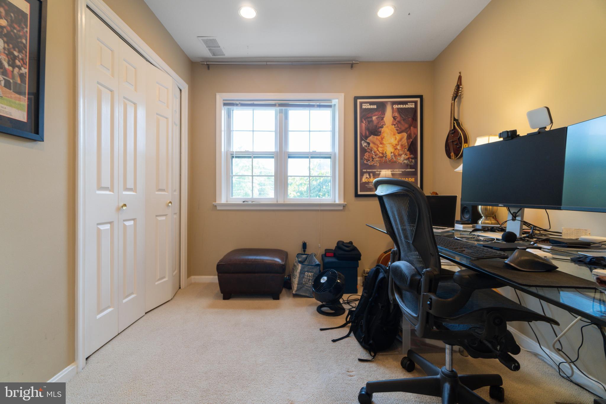 KENWOOD FOREST - Residential