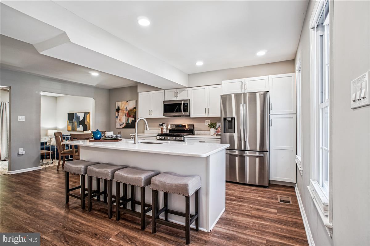 5901 KARA PLACE
