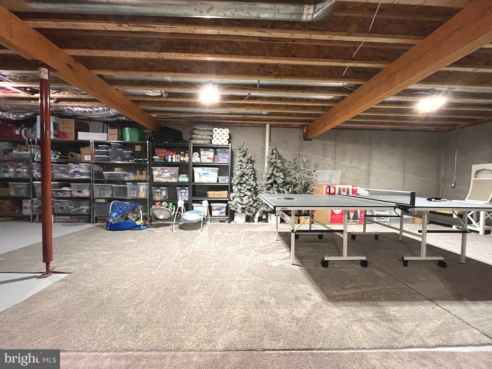 APPLE KNOLLS ESTATES - Residential