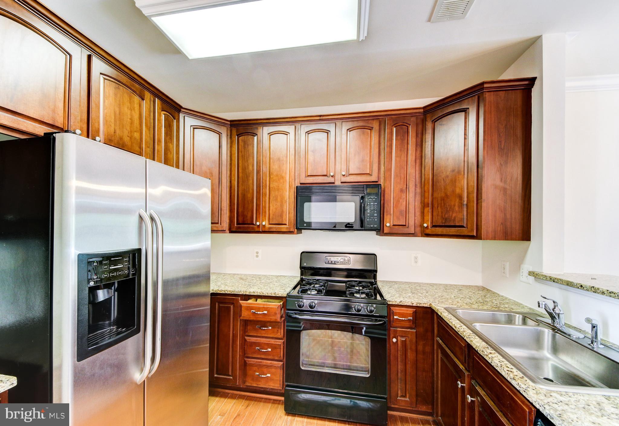 RIDGES AT BELMONT - Residential Lease