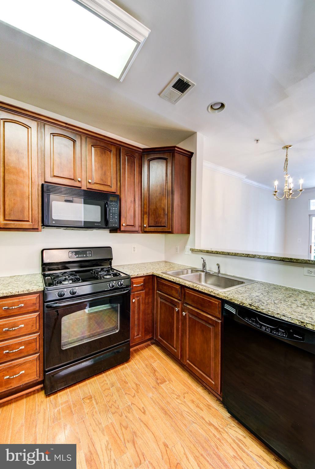 RIDGES AT BELMONT - Residential Lease