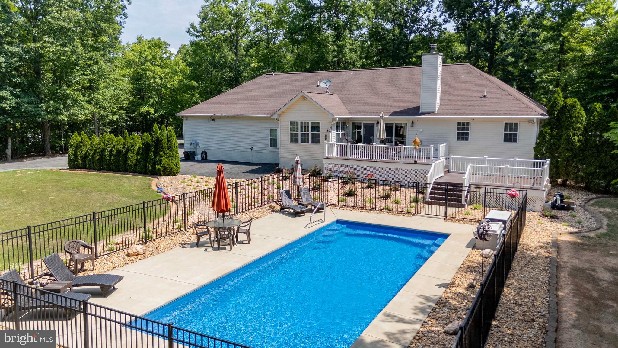 4602 MAGNOLIA HARBOUR DRIVE