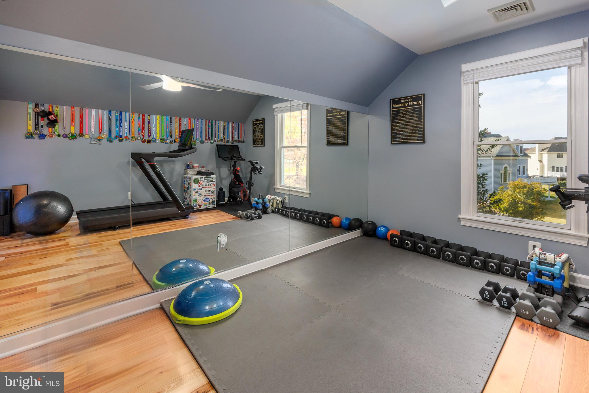 EASTON CLUB - Residential