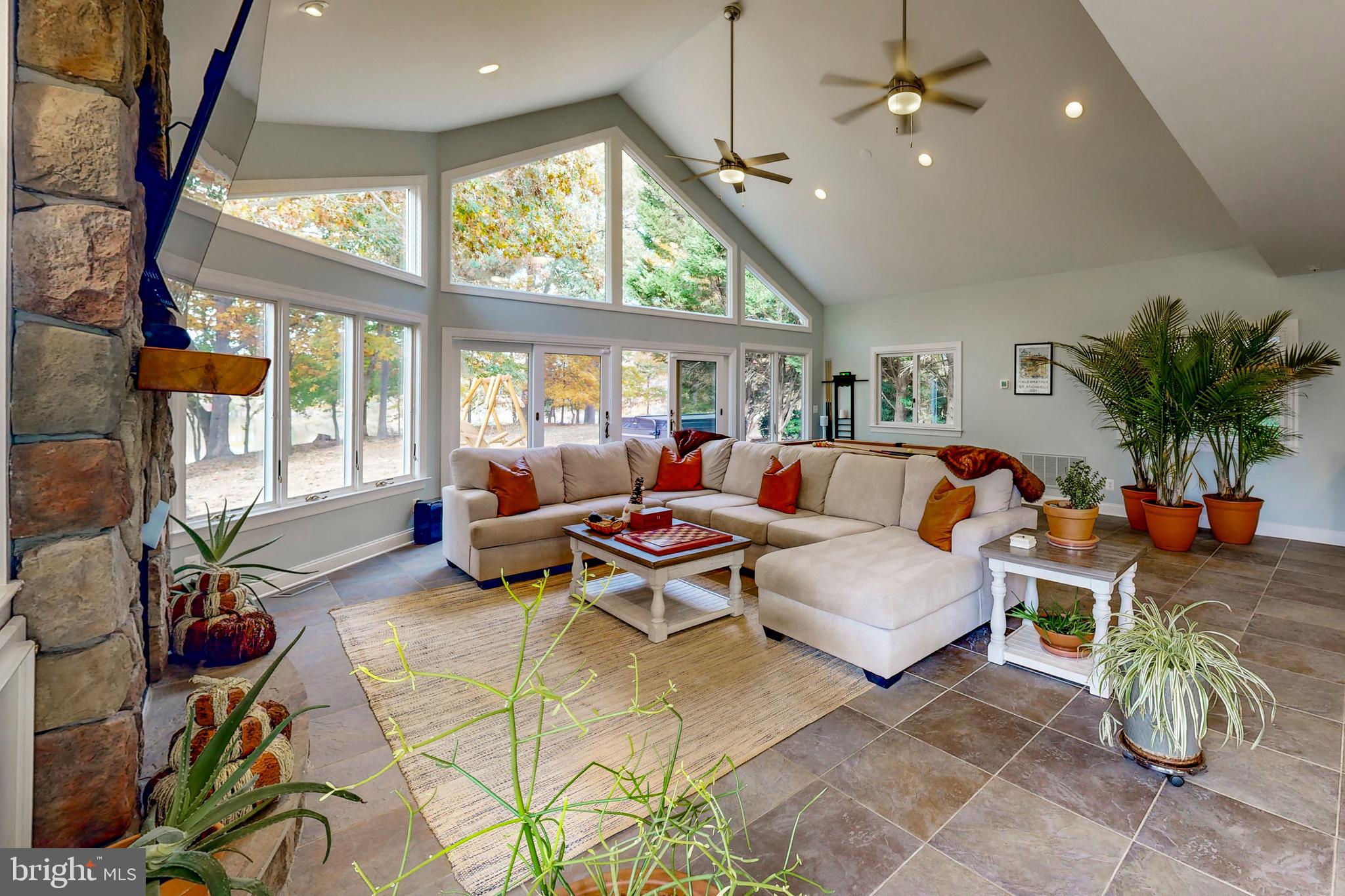 EASTON CLUB - Residential