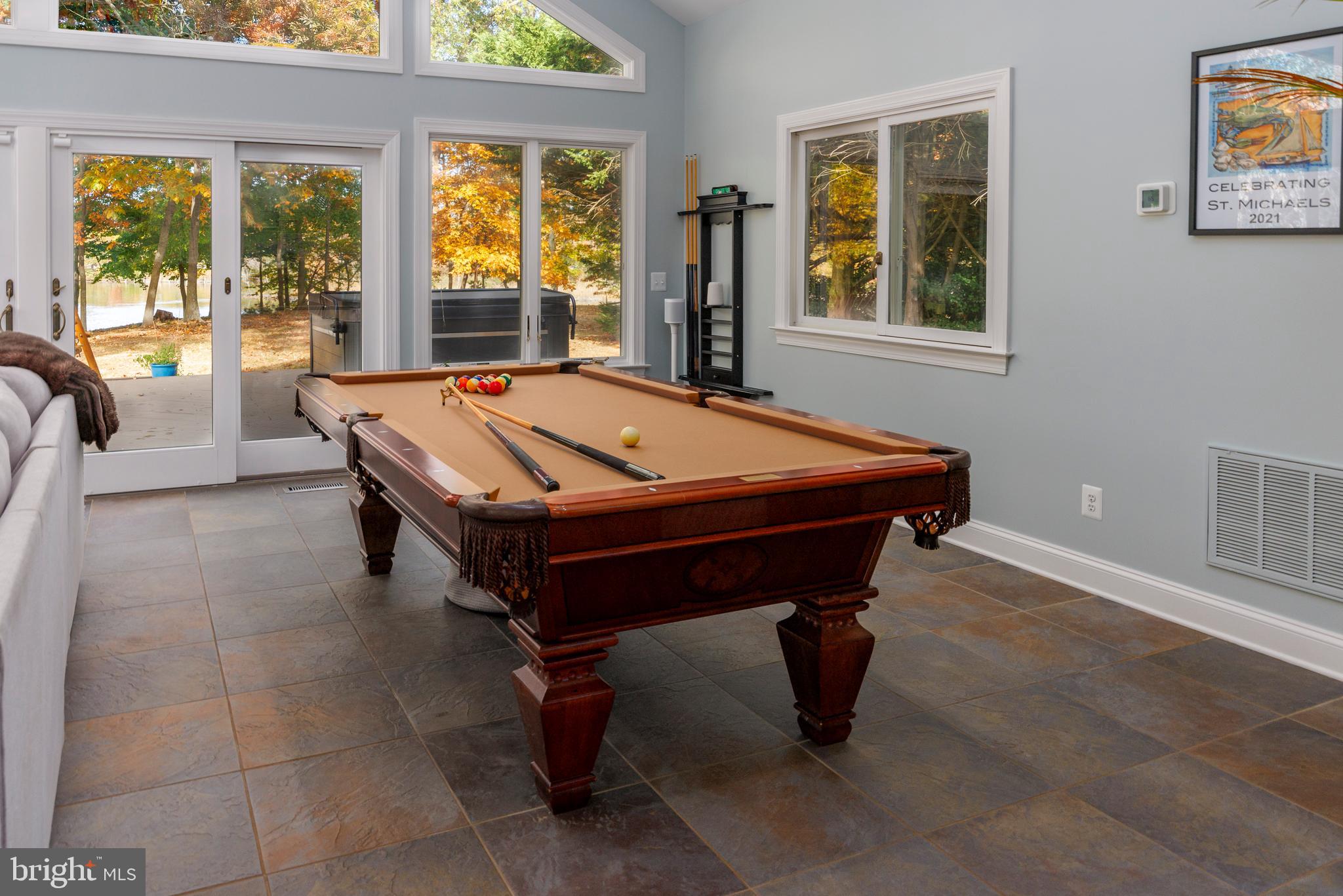 EASTON CLUB - Residential