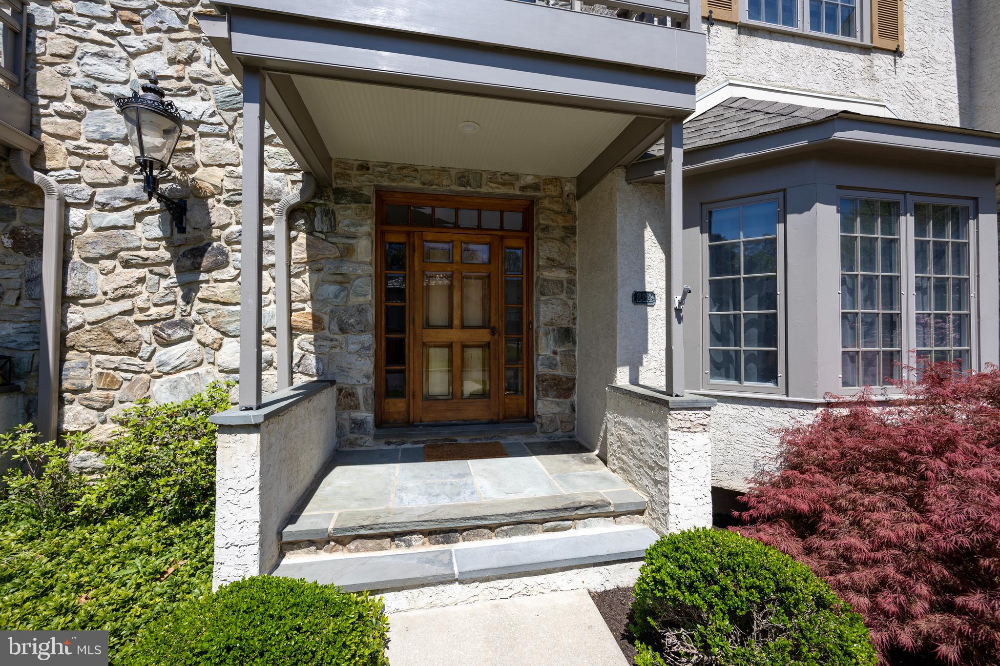 224 CAMBRIDGE CHASE