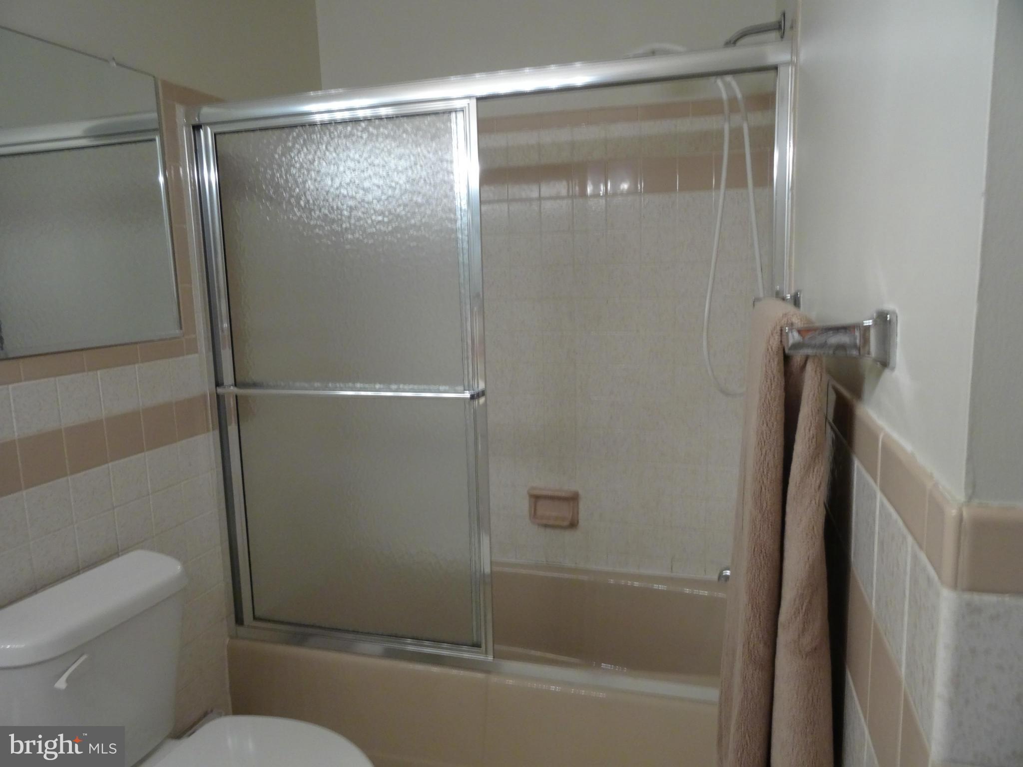 NORTH FERRY FARMS - Residential