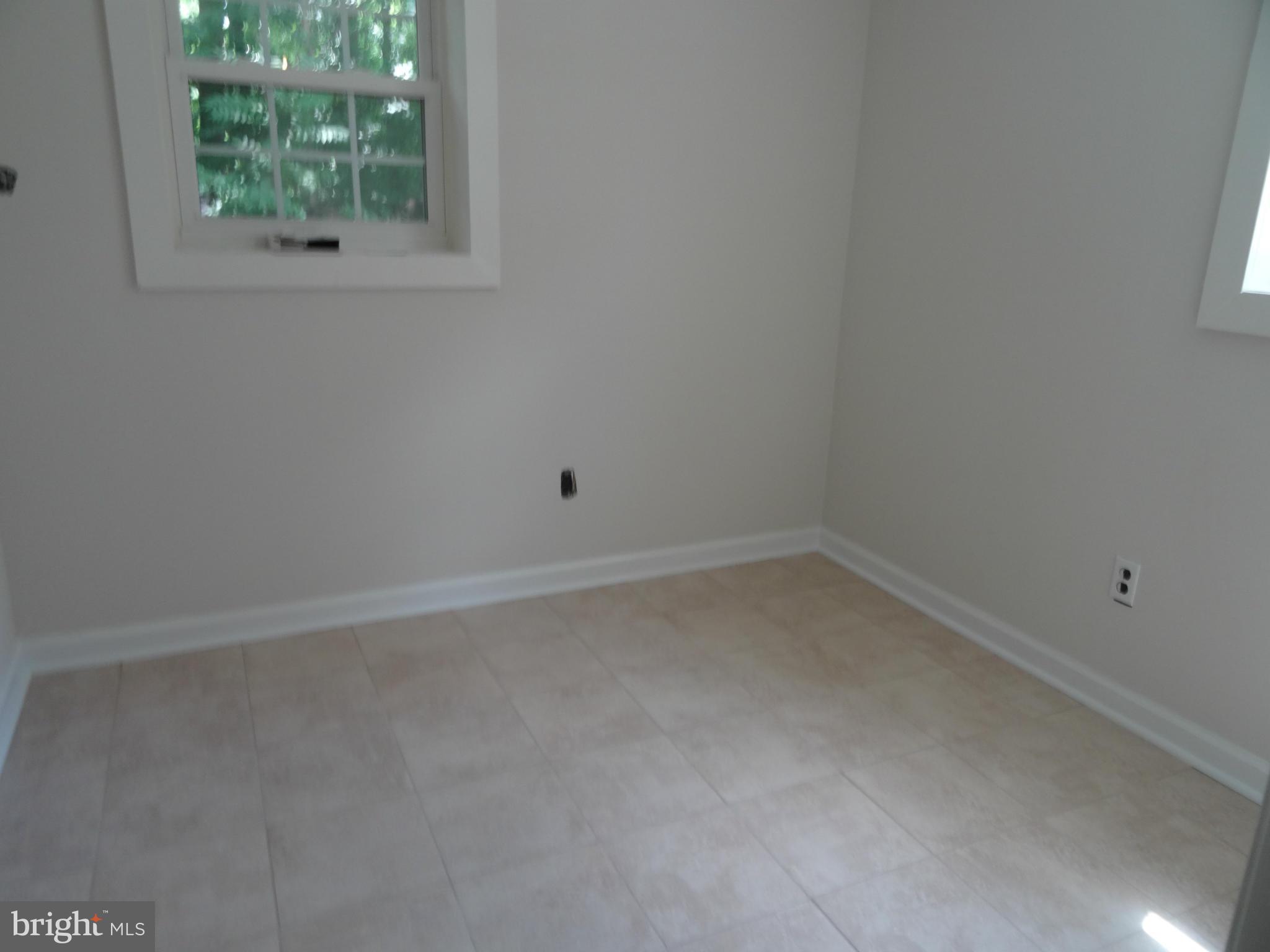 NORTH FERRY FARMS - Residential