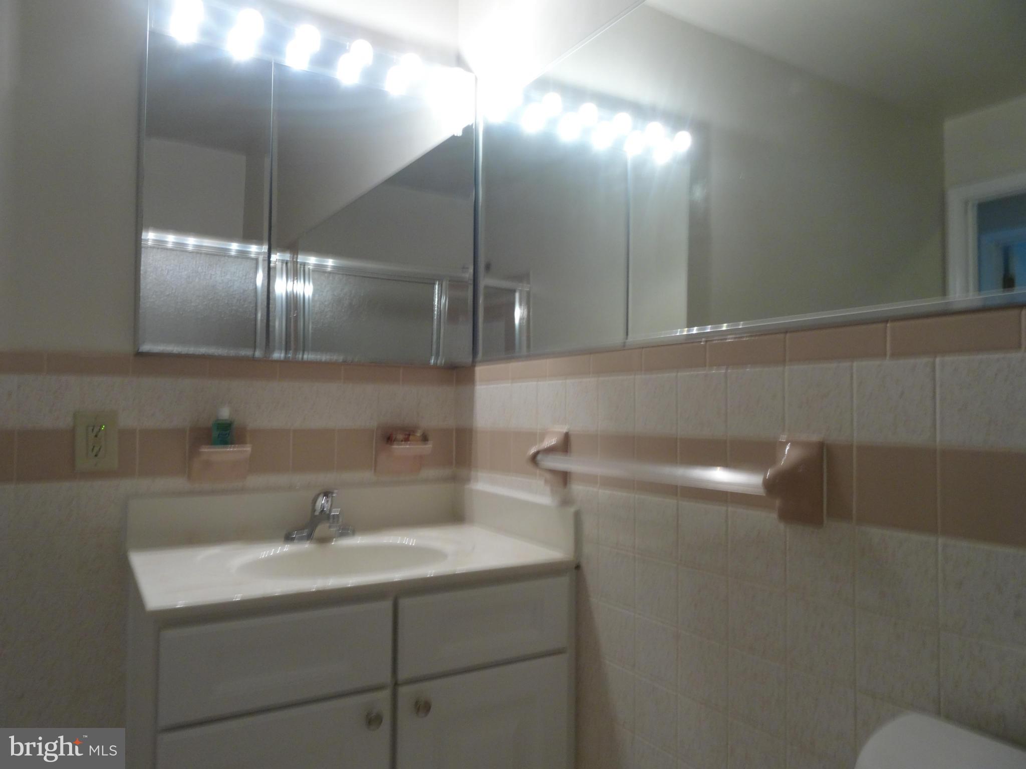 NORTH FERRY FARMS - Residential