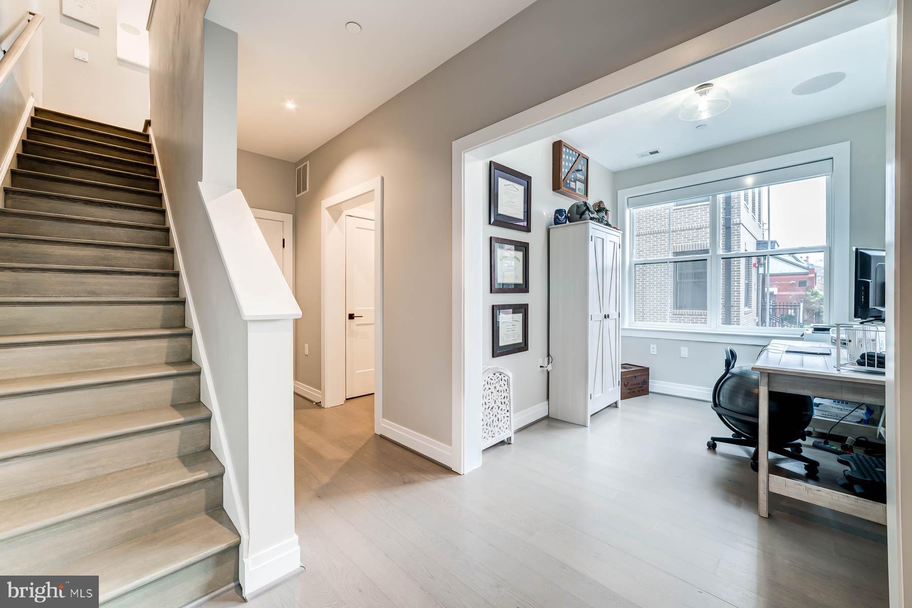 OLD TOWN NORTH - Residential