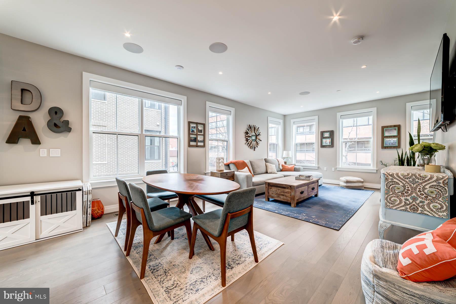 OLD TOWN NORTH - Residential