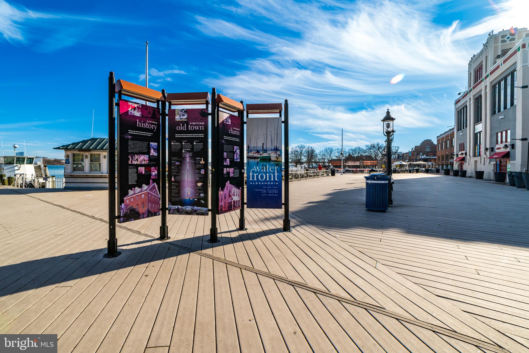 OLD TOWN NORTH - Residential