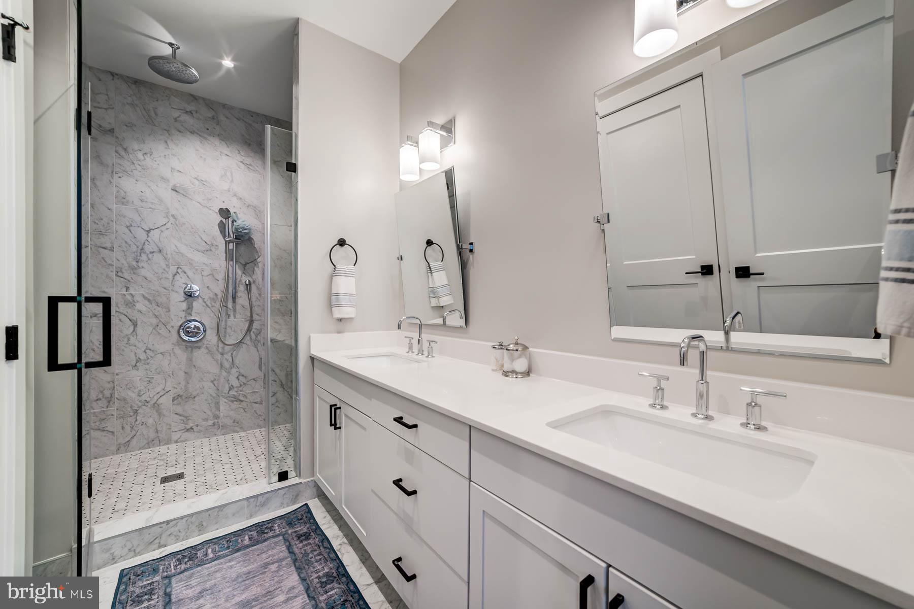 OLD TOWN NORTH - Residential