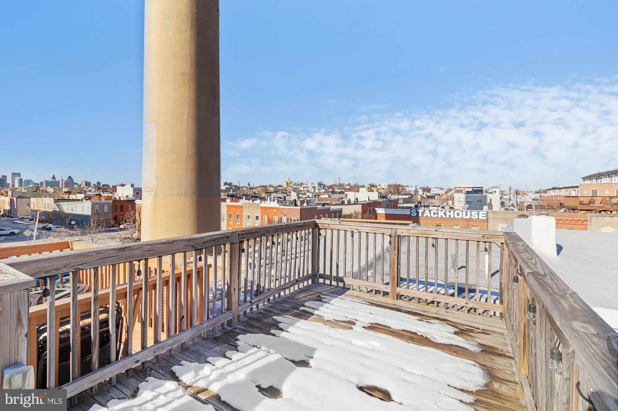 Baltimore, Maryland 21224, United States, 3 Bedrooms Bedrooms, ,3 BathroomsBathrooms,Residential,Pending,18547