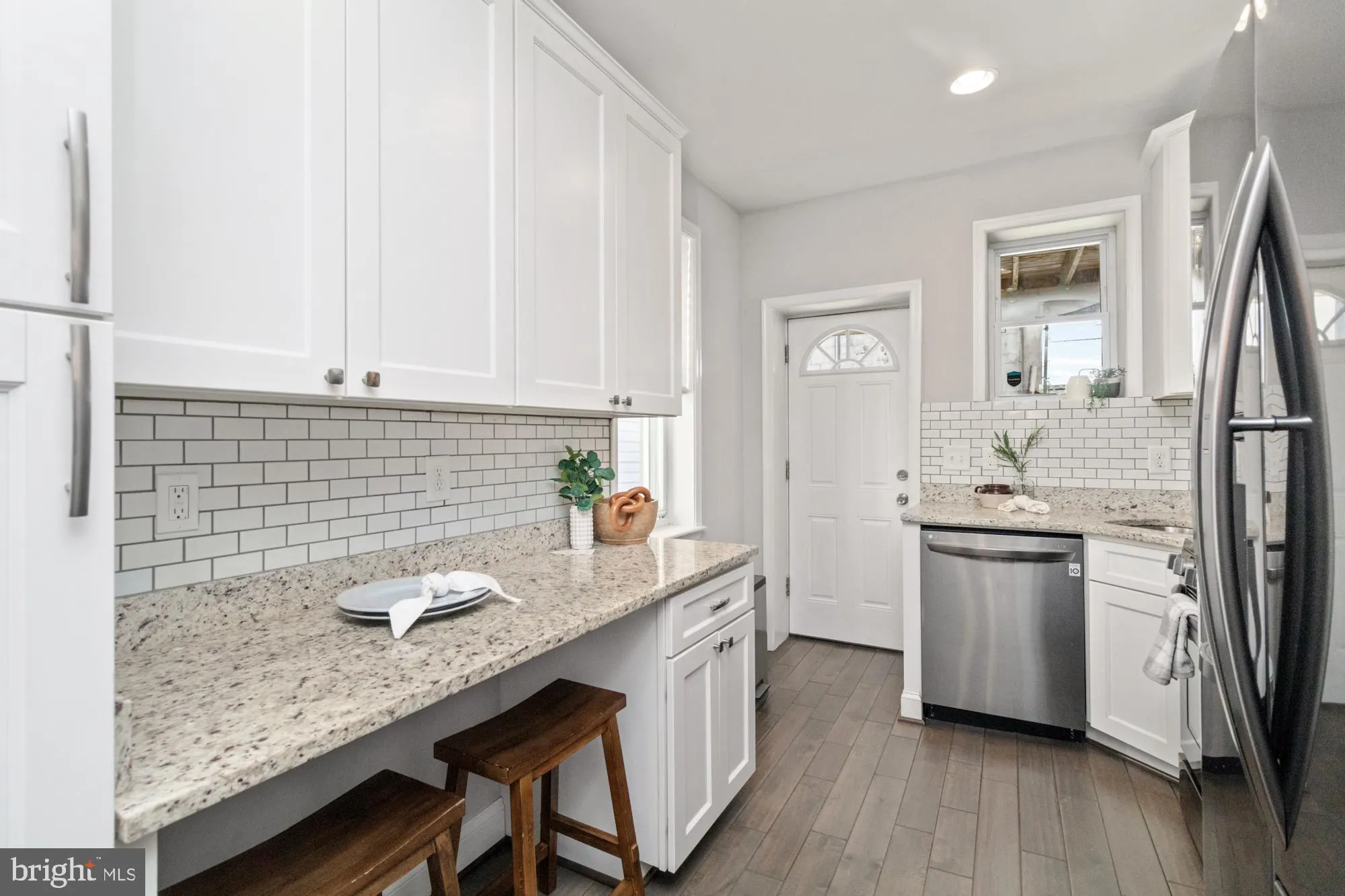 Baltimore, Maryland 21224, United States, 3 Bedrooms Bedrooms, ,3 BathroomsBathrooms,Residential,Pending,18547